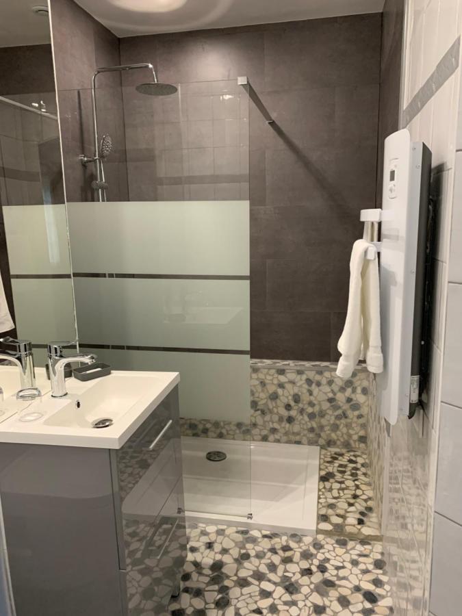 La Bigourdane Hotel Gerde Ngoại thất bức ảnh